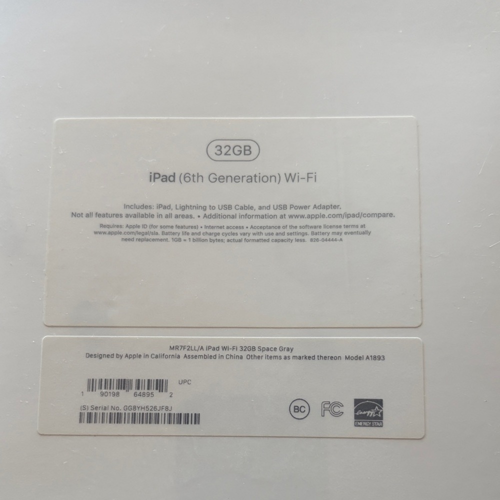 Apple iPad (6th Generation) Wi‑Fi 32GB - White/Gray Packaging-New in Box